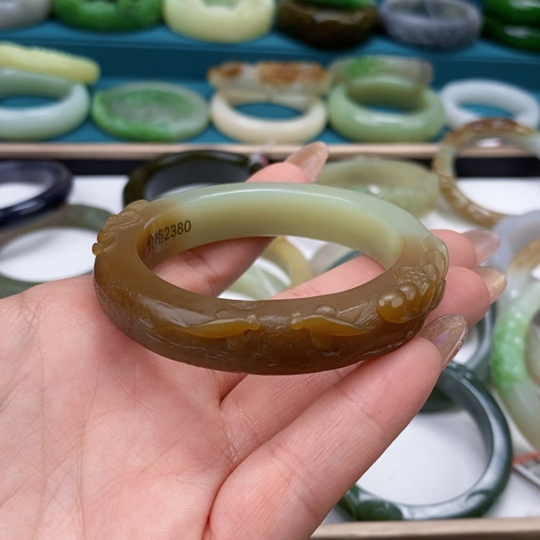 和田玉手镯51.5未镶嵌
