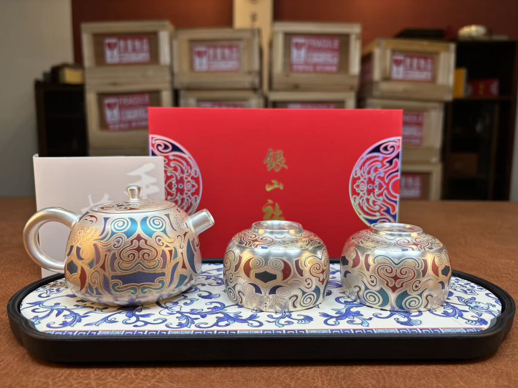 敦煌银壶+2杯+盘+礼盒-2756