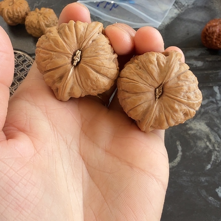 文玩核桃吊坠南瓜墩40.41