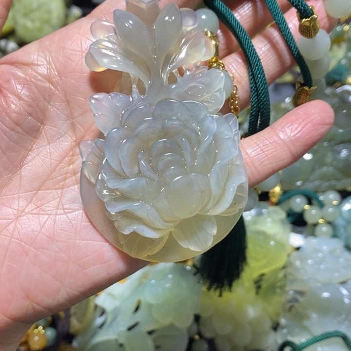 岫玉岫玉吊坠未镶嵌