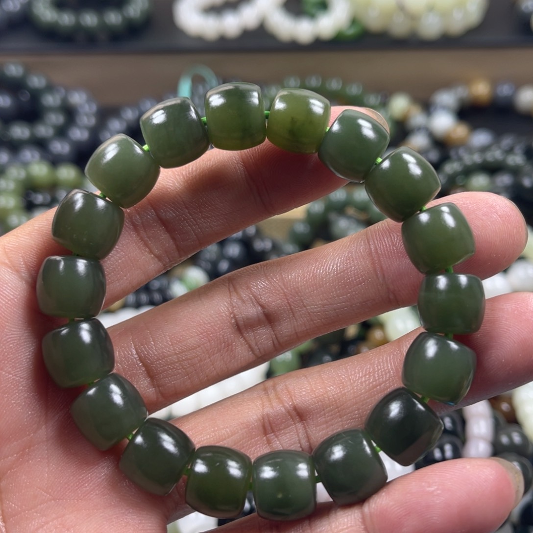 和田玉手串未镶嵌