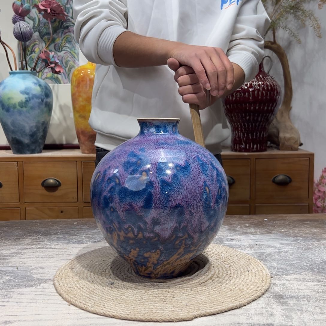 摆件陶瓷花瓶高20口5