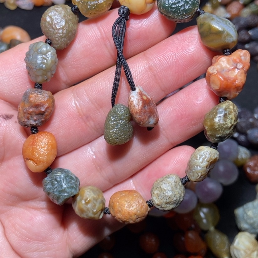 【闪购商品】玛瑙/玉髓项圈合金陶***湖