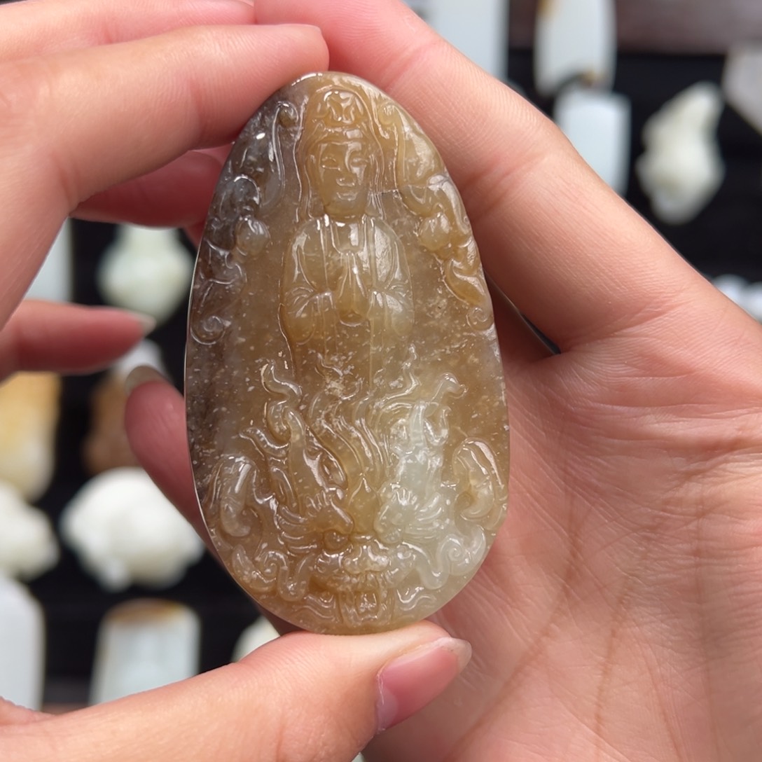 和田玉颈饰未镶嵌