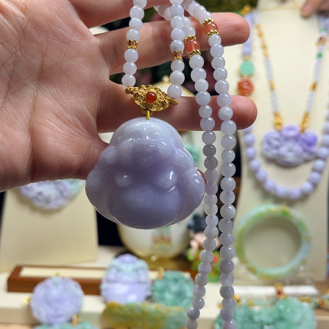 翡翠颈饰未镶嵌天然翡翠