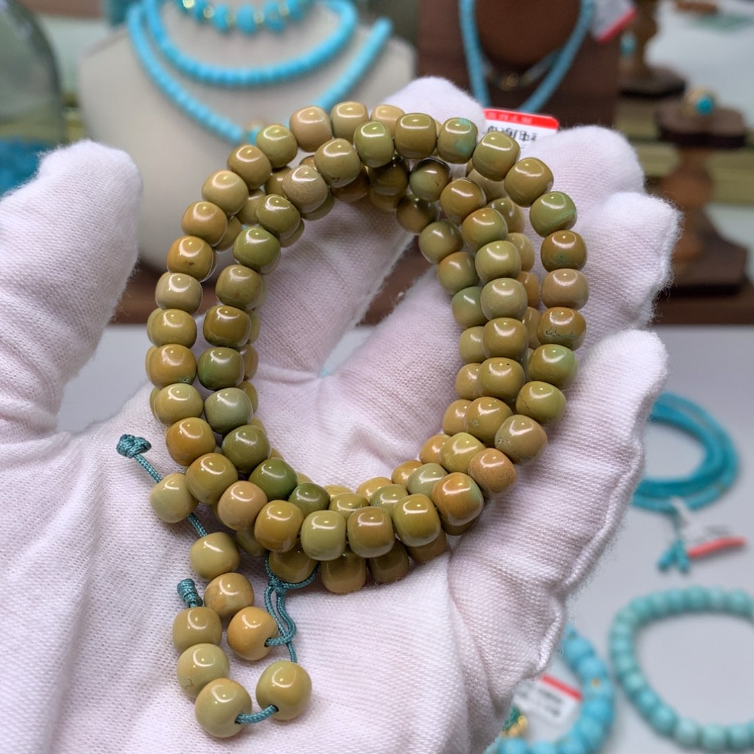 绿松石配饰未镶嵌