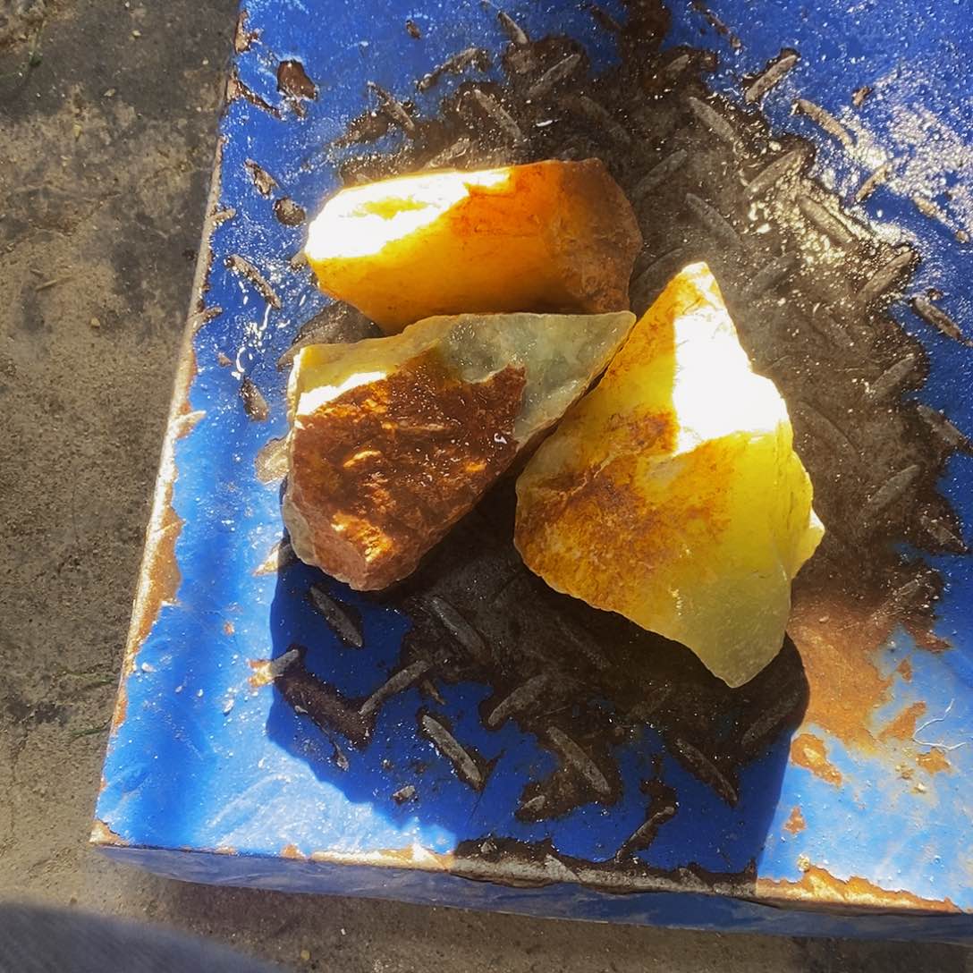 未镶嵌岫玉珠宝奇石