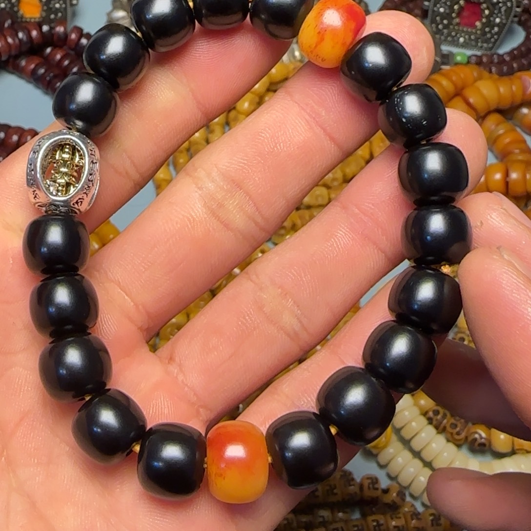 东***娘格桑工艺坊直播间