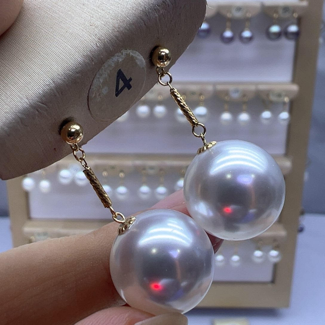 18K金镶嵌淡水珍珠耳饰