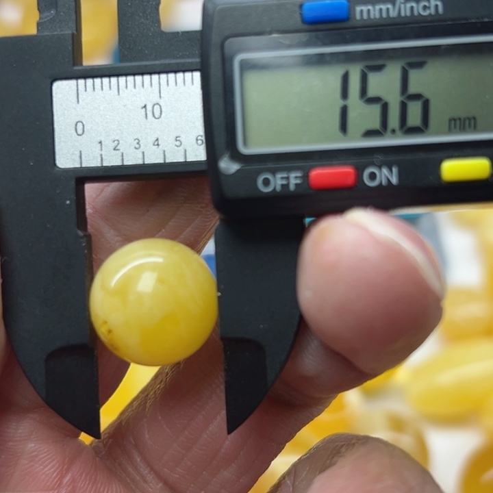 琥珀（矿物珀）裸石未镶嵌