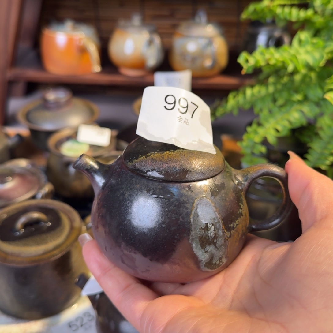 @***雯陶瓷制品生产加工和