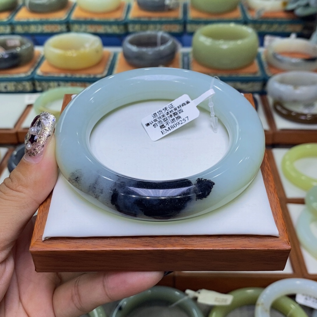 和田玉未镶嵌手镯和田玉籽青花60.5