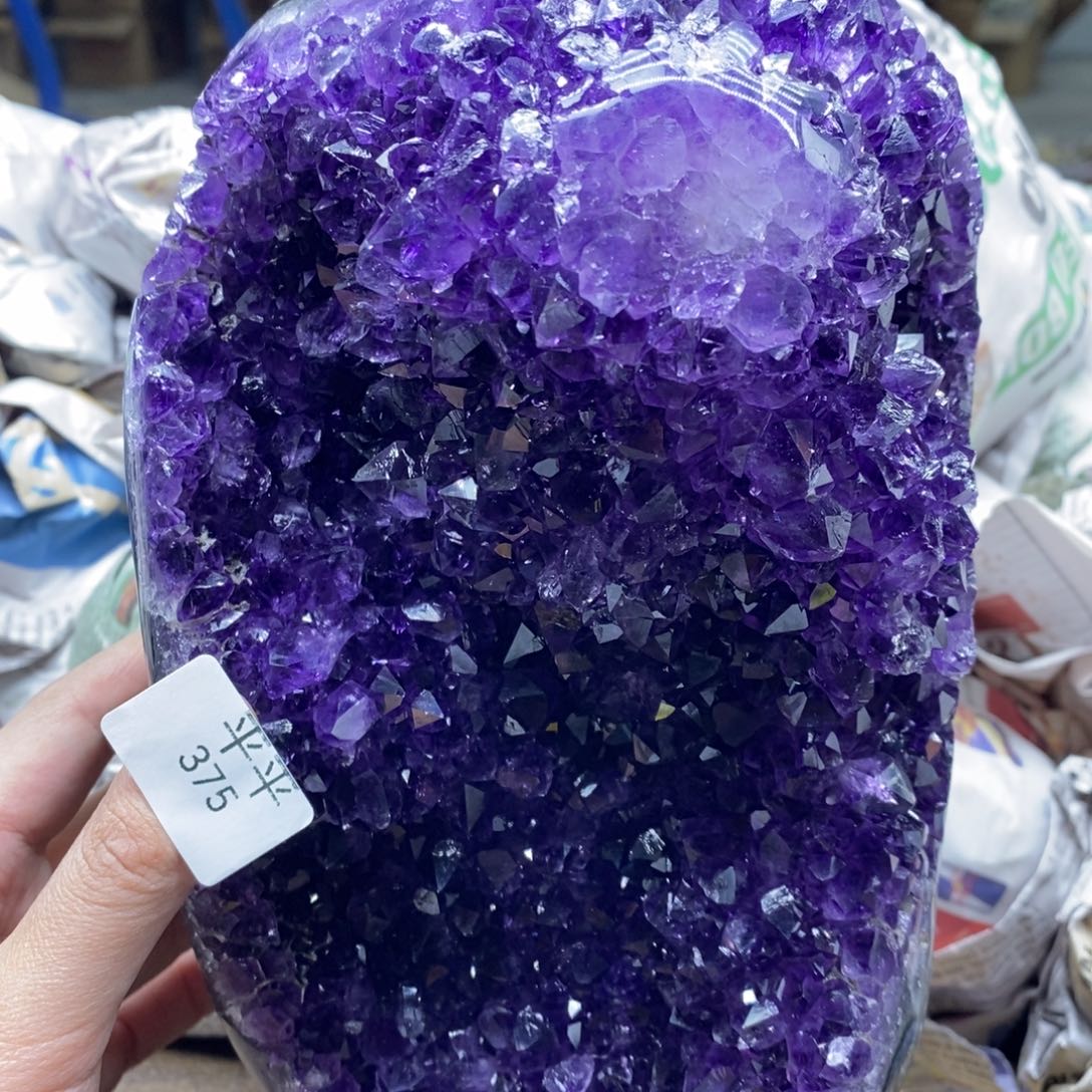 紫晶乌拉圭未镶嵌