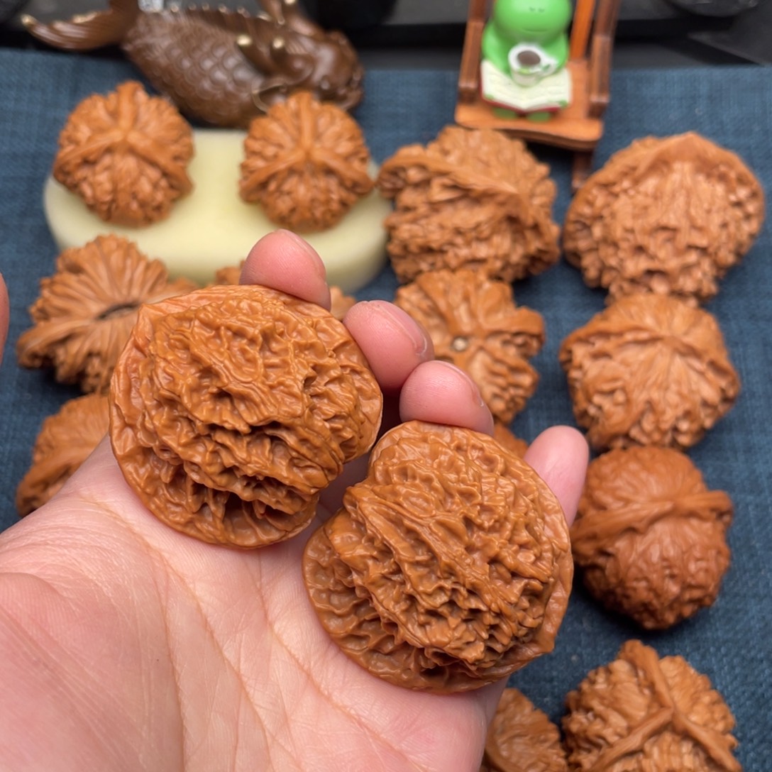 把件文玩核桃42老款盘龙纹全品