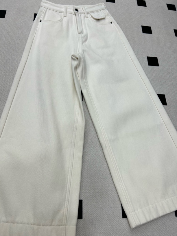 冬季纯色百搭加绒牛仔长裤