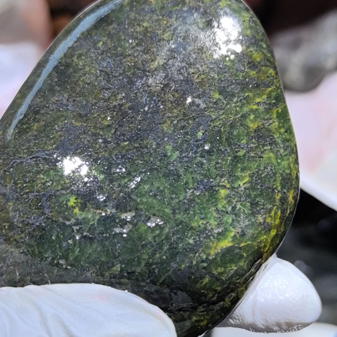 一***，藏玉药王石原石一个摆件