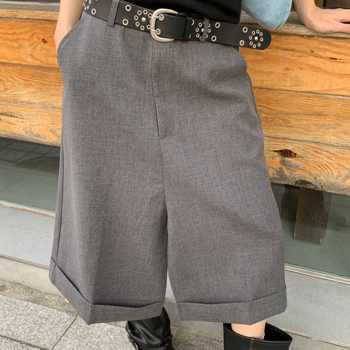 QYao Girls通勤高级休闲百搭前开叉设计宽松时髦显瘦西装半身裙