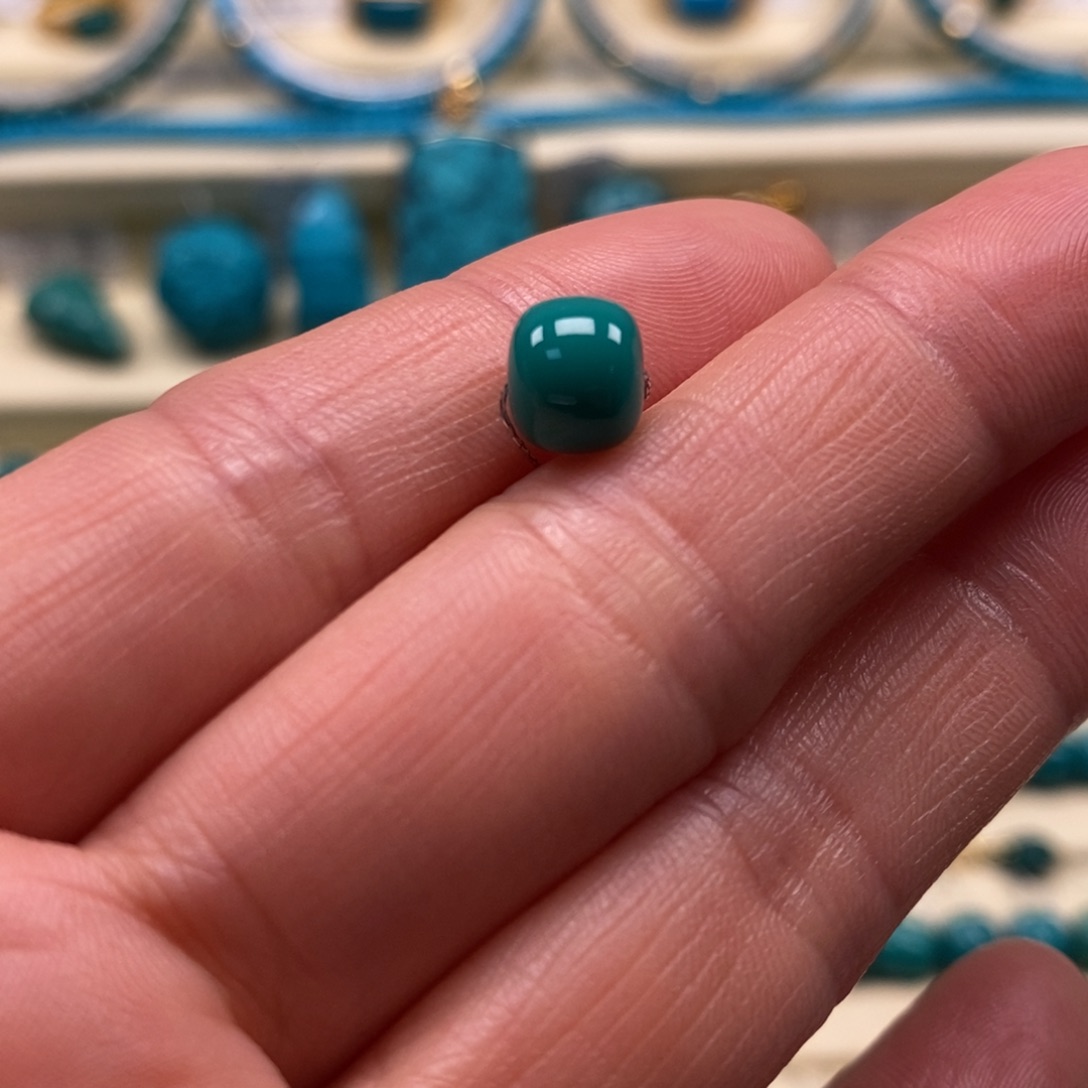 绿松石未镶嵌珠宝奇石直径7.6×6.5老型