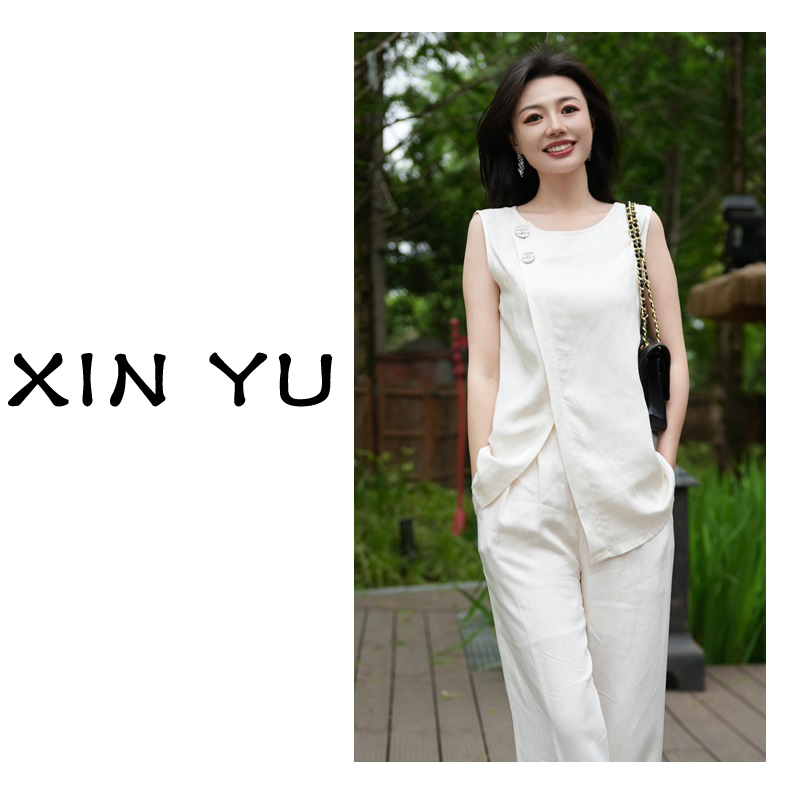 【时髦精】夏季套装纯色上衣背心静奢风显瘦时尚套装
