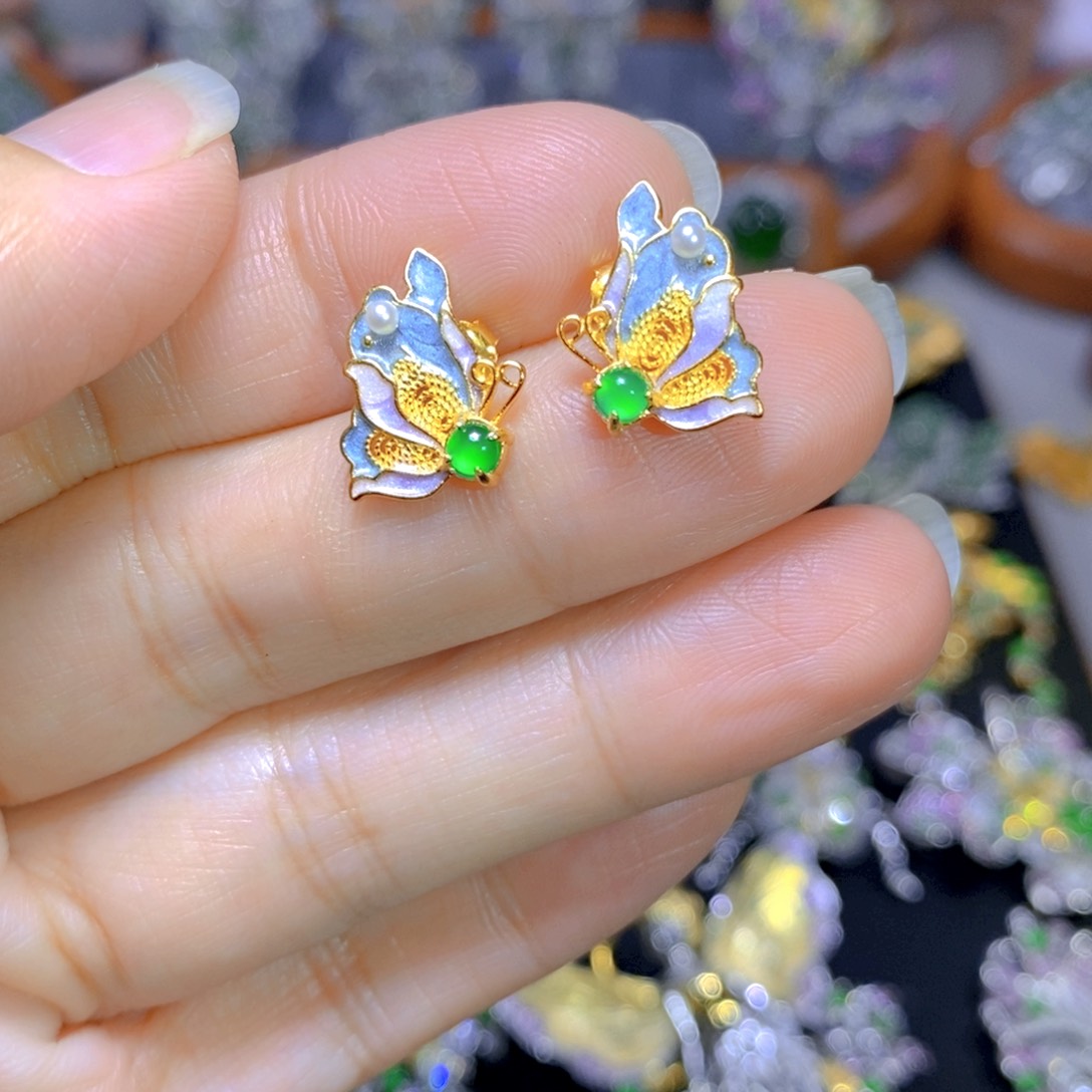 翡翠颈饰银S925镶嵌天然翡翠