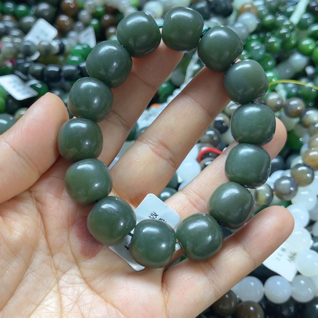 未镶嵌手串和田玉