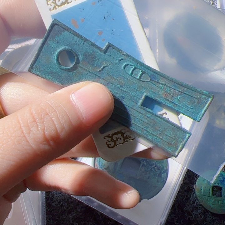 金熊****军精品货币漂亮的123