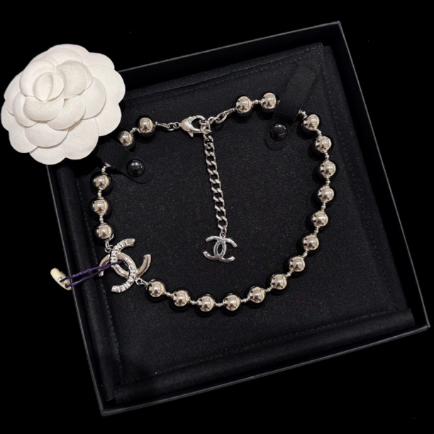 95新 Chanel/香奈儿 Chanel25c银珠双c字母珐琅choker项链2508488