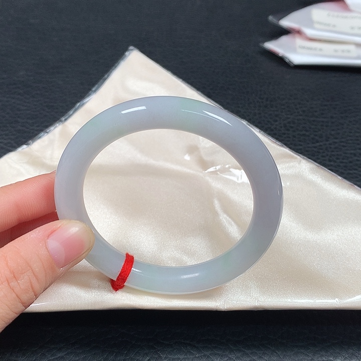 未镶嵌手镯（圆镯）翡翠55➕