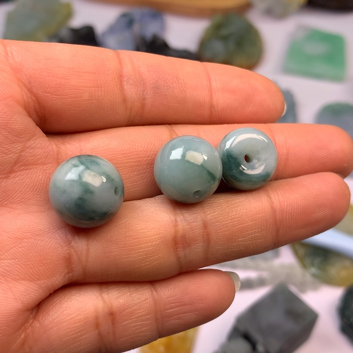 定制翡翠未镶嵌翡翠