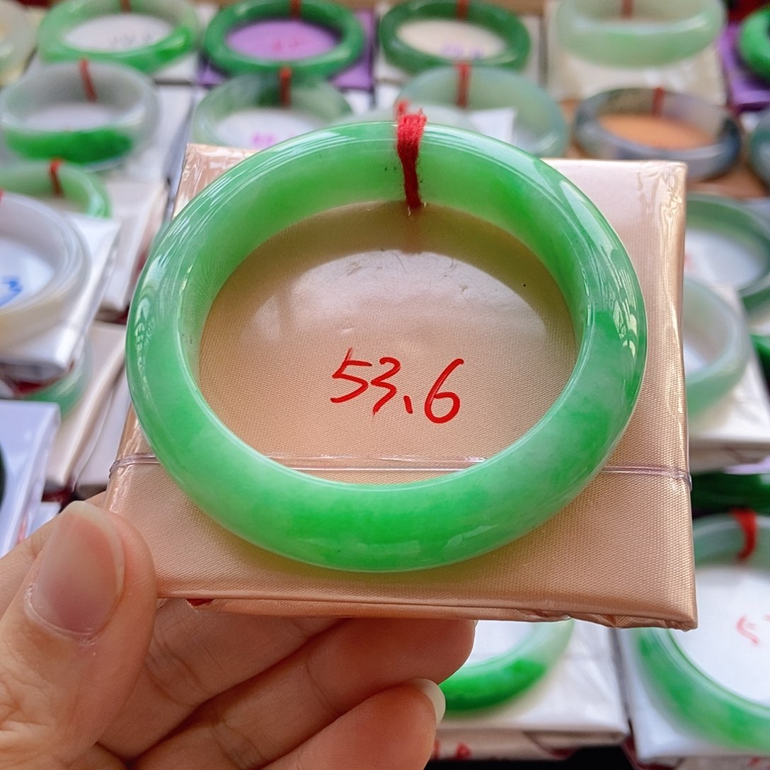 未镶嵌手镯翡翠7号