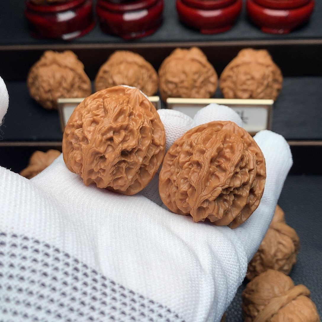 文玩核桃吊坠12号苹果园37