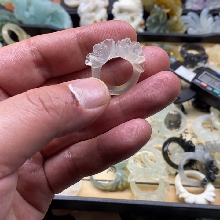 蛇纹石玉合金颈饰