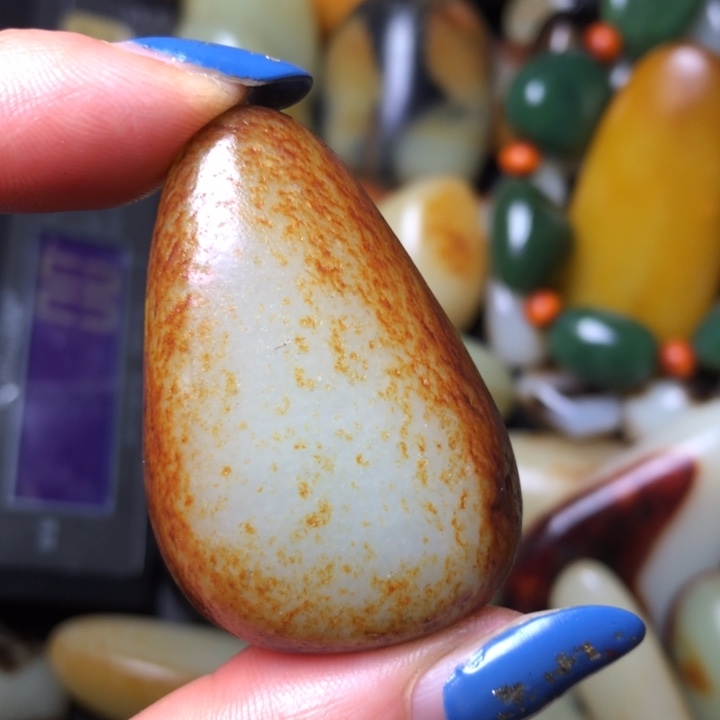 和田玉未镶嵌珠宝奇石