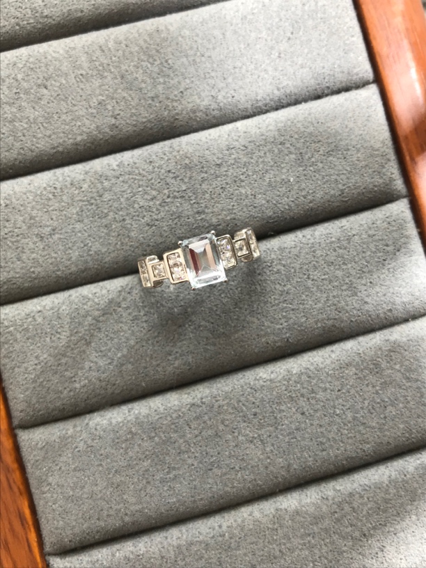 天然海蓝宝戒指时尚个性