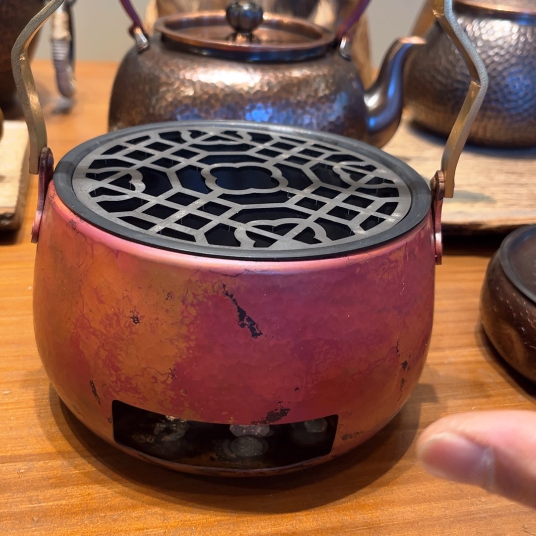 淬火色12提梁炉子手工锻打工艺