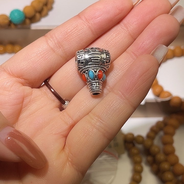 吊坠猴头核桃猴头