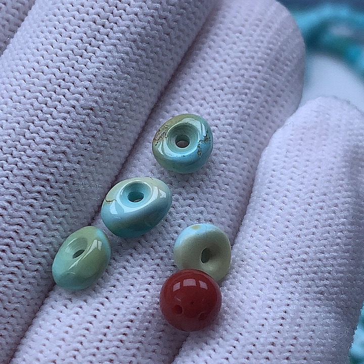 南红玛瑙未镶嵌珠宝奇石