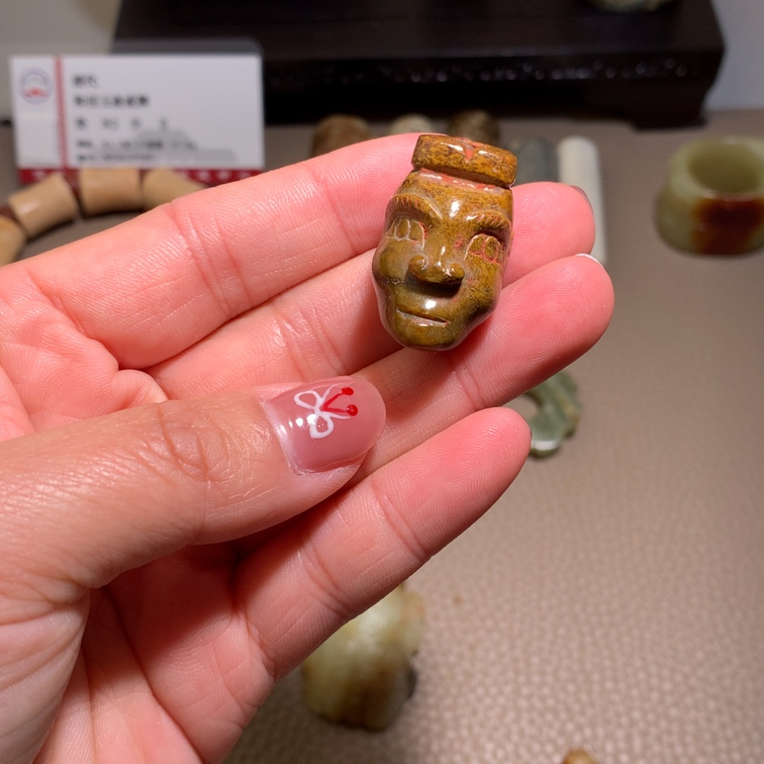 和田玉（糖玉）颈饰未镶嵌天**福