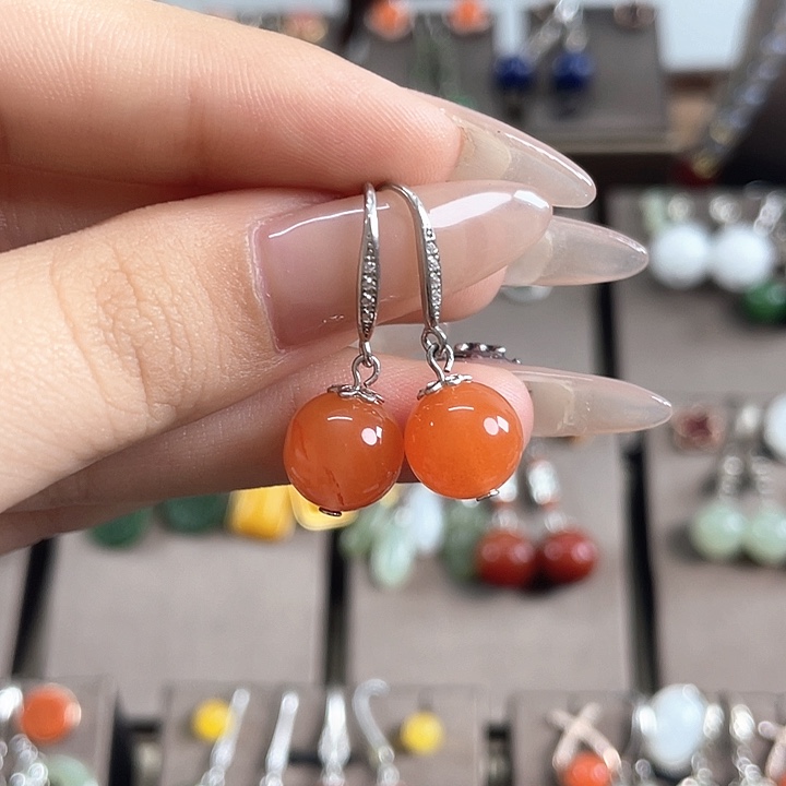 南红玛瑙银S925镶嵌耳饰10左右