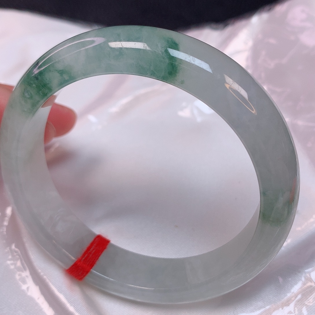 翡翠手镯未镶嵌贵**馨60 翡翠手镯