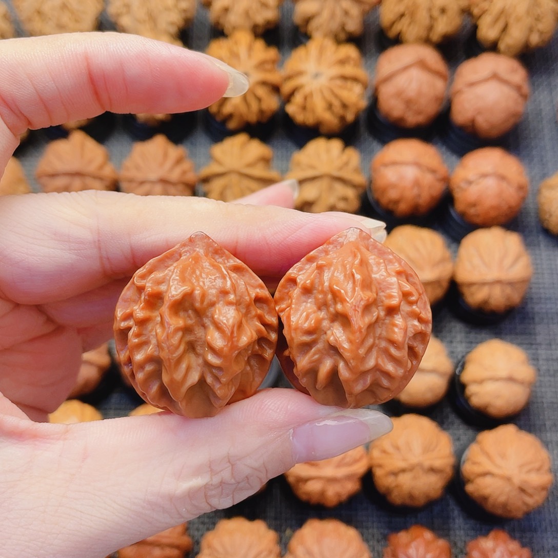 一***把件文玩核桃蝴蝶龙脊