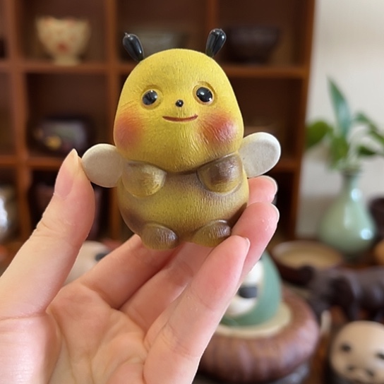 紫砂茶宠勤劳小蜜蜂