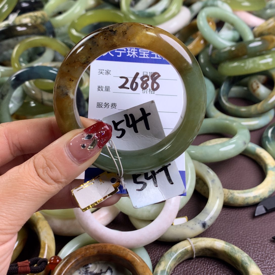 蛇纹石玉手镯未镶嵌2688