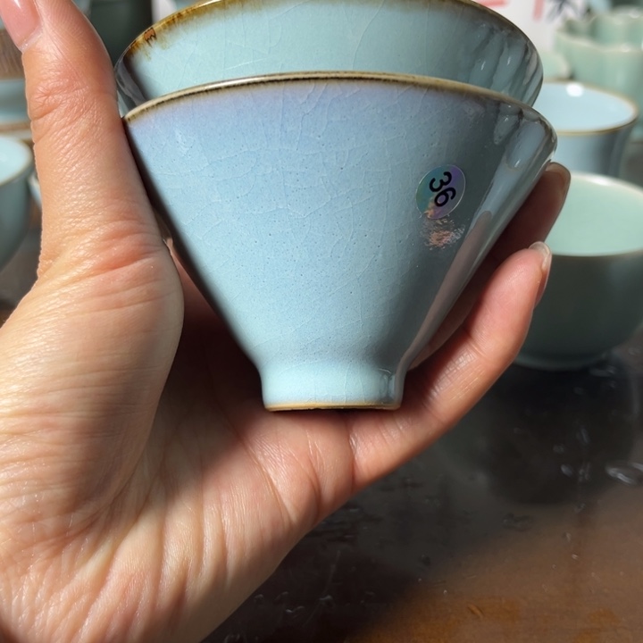 36可可哭天良咯摸摸摸摸哦