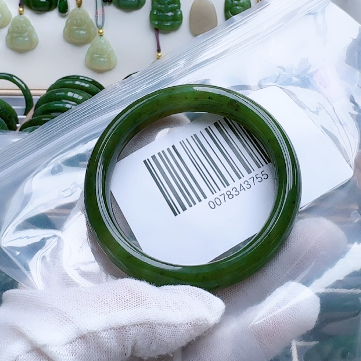 和田玉（碧玉）手镯未镶嵌5758包容