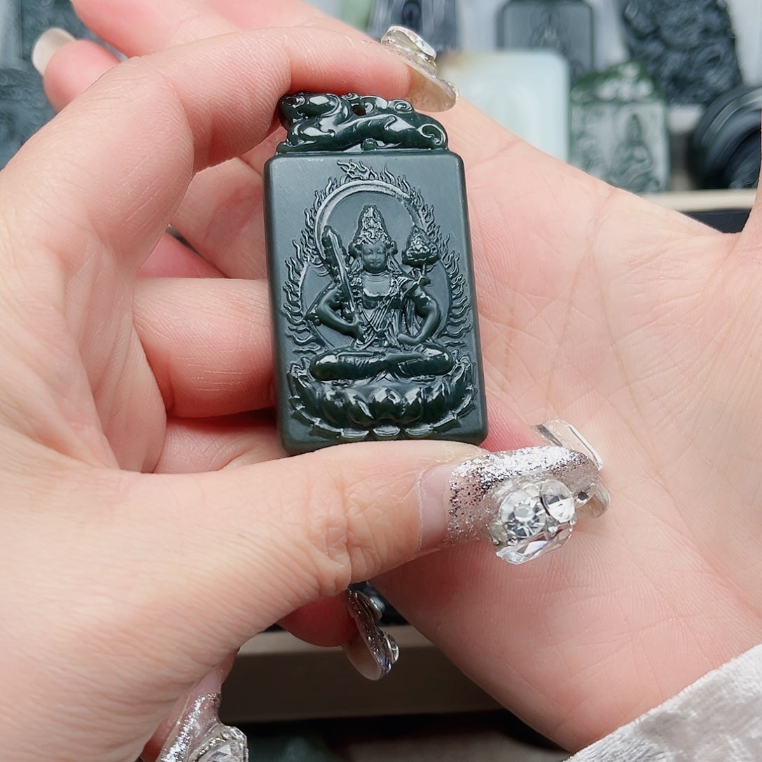 和田玉（青玉）颈饰未镶嵌