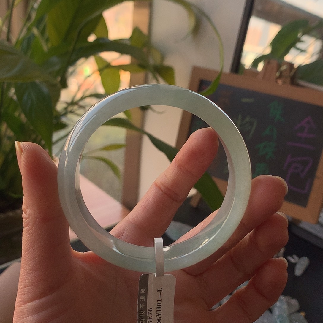 翡翠未镶嵌手镯天然翡翠手镯