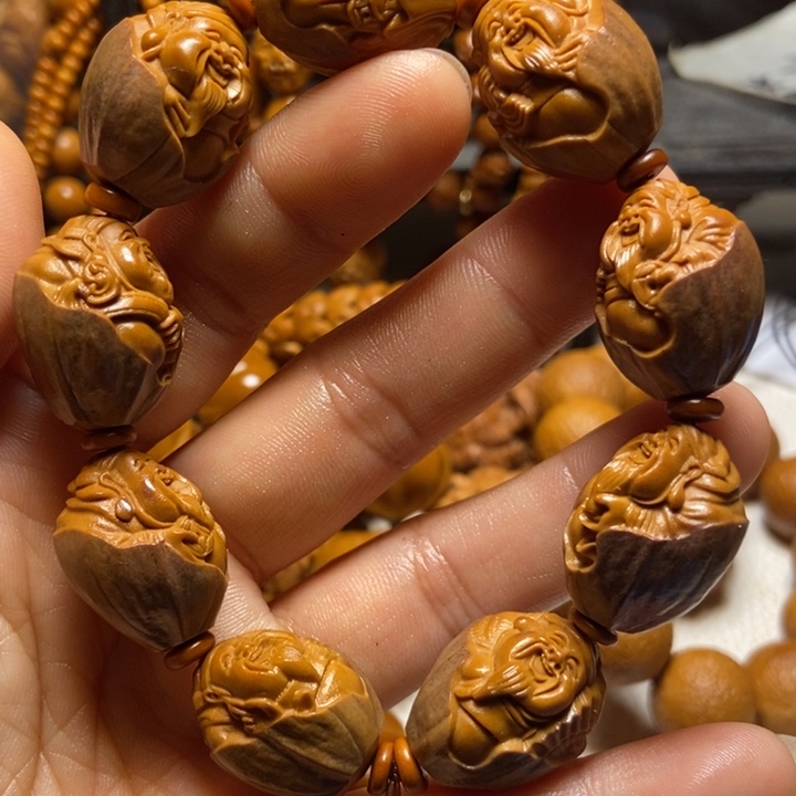 【闪购商品】橄榄核吊坠紫皮包衣财神1.8