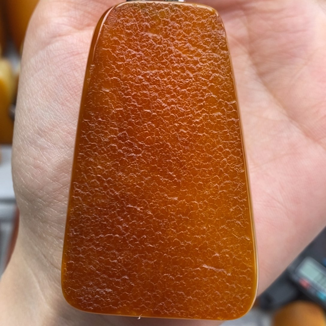 琥珀吊坠(赠链)未镶嵌