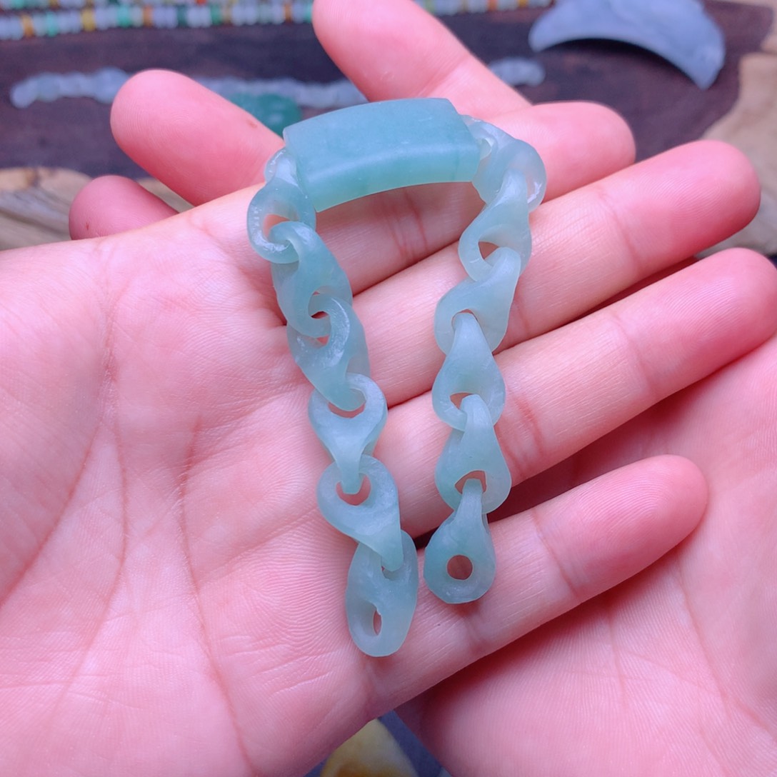 定制翡翠未镶嵌百**主手链